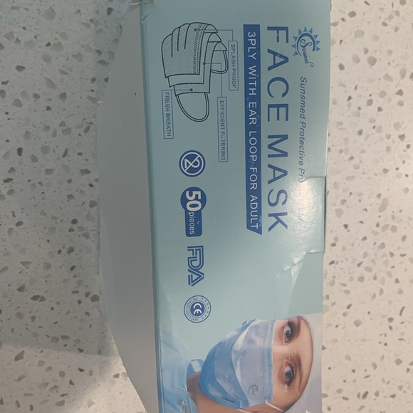 50-pack 3ply Disposable Face Mask - Picture 2 of 3